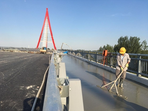 臨沂祊河大橋：輕砂泡沫混凝土（設計強度5.0Mpa）